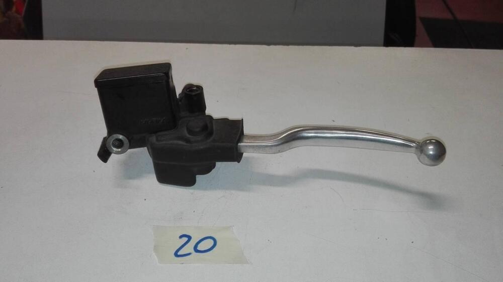 Pompa freno posteriore Suzuki Burgman 400 2004 (3)