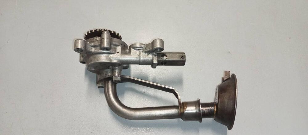 POMPA OLIO HONDA CX500 TURBO (4)