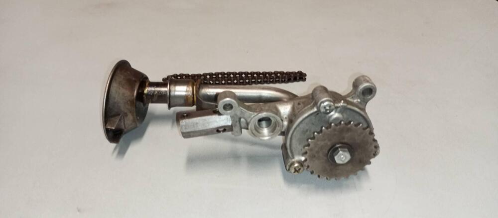 POMPA OLIO HONDA CX500 TURBO (6)