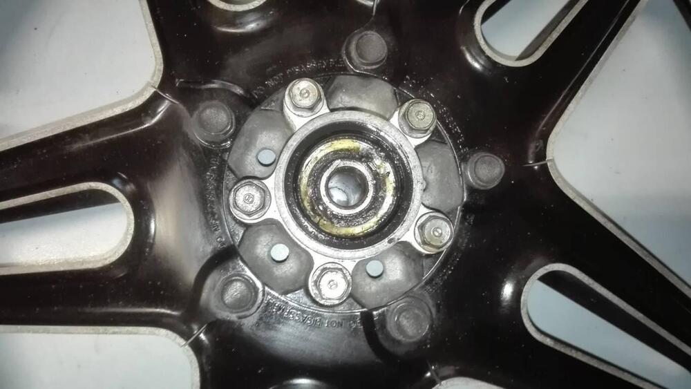 RUOTA ANTERIORE HONDA CBX 1000 (3)