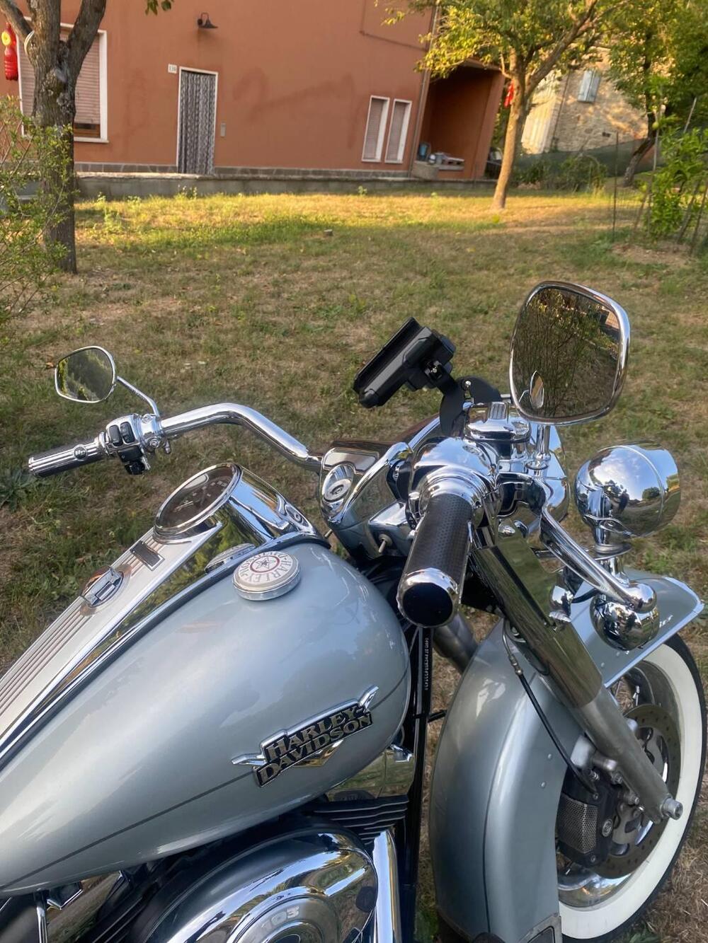 Harley-Davidson 103 Road King Classic (2011 - 13) - FLHRC (4)