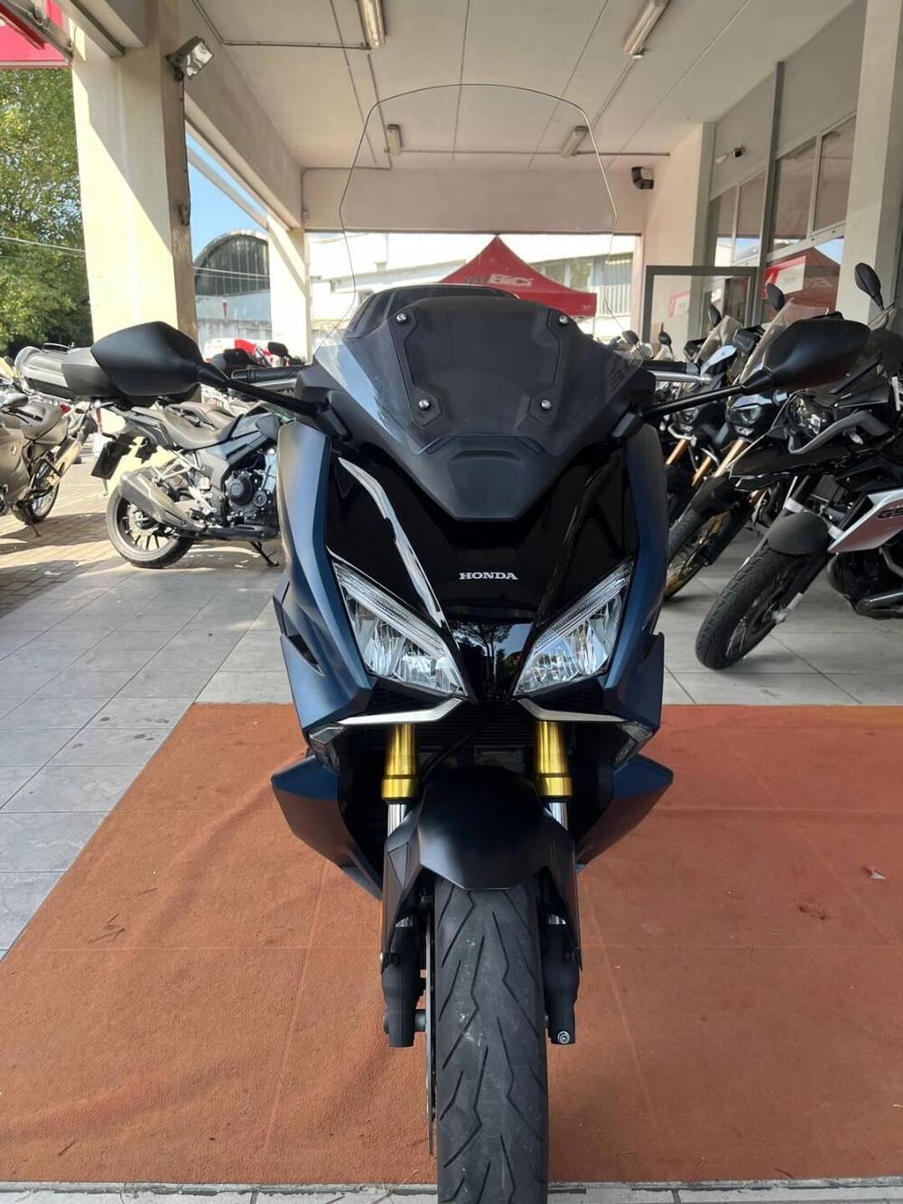 Honda Forza 750 DCT Urban (2021 - 24) (4)