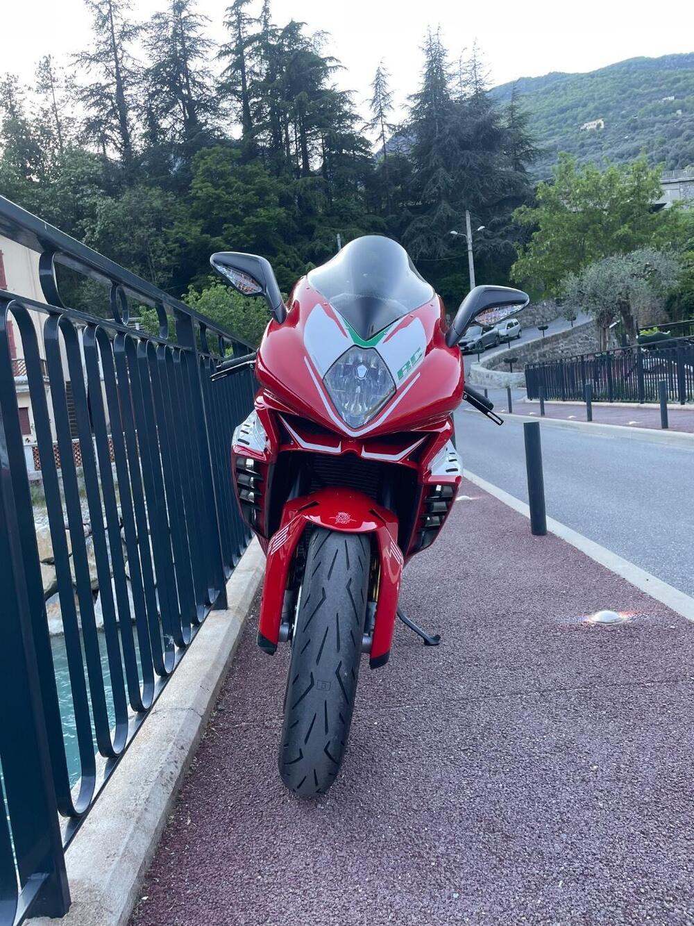 MV Agusta F3 800 RC (2022 - 25) (3)