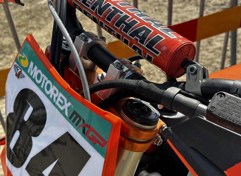 Avete per caso detto avantreno rigido? Impressionanti i supporti manubrio che utilizza Jeffrey Herlings. E quelle WP?