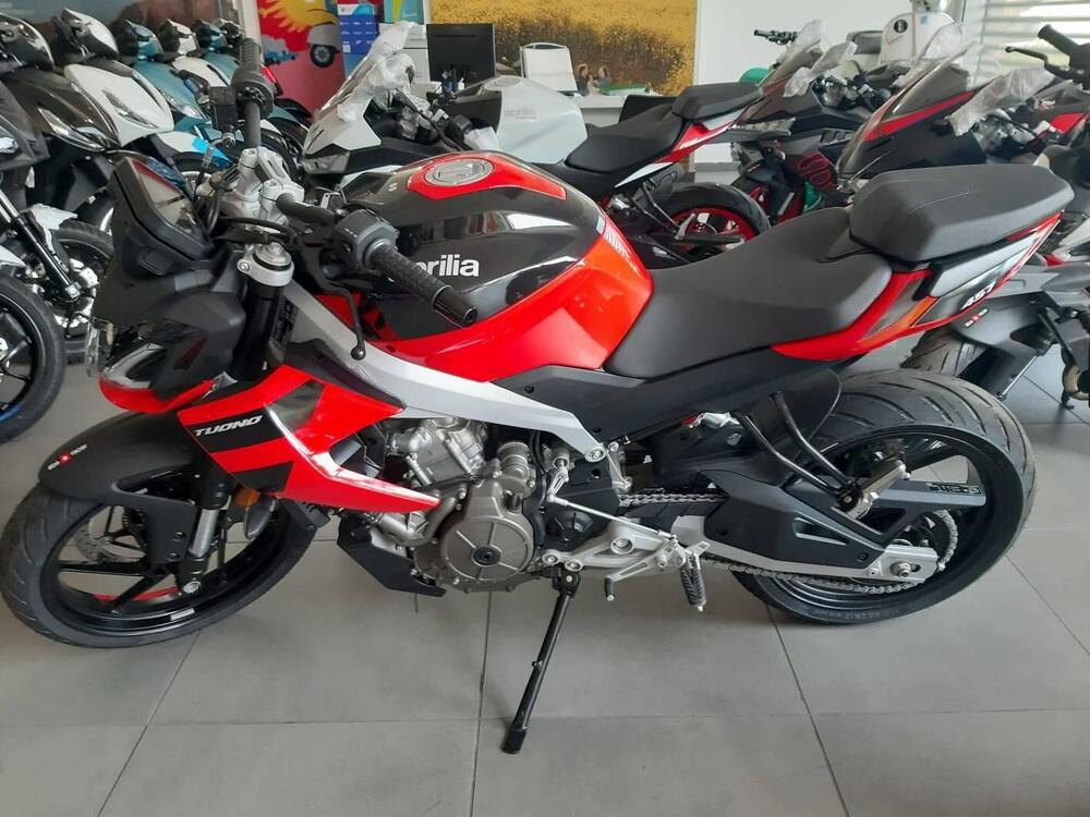Aprilia Tuono 457 (2025 - 26) (2)