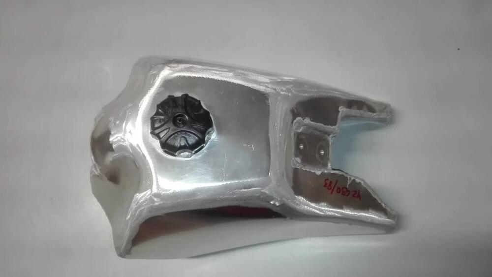 SERBATOIO ALLUMINIO YAMAHA YZ490 (5)