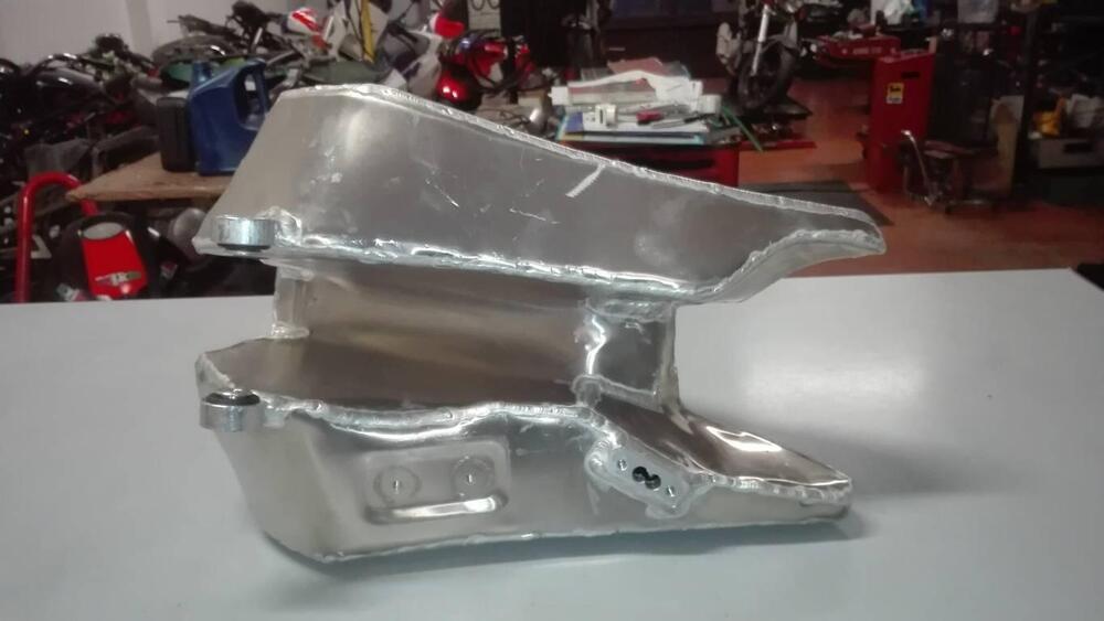 SERBATOIO ALLUMINIO YAMAHA YZ490 (8)