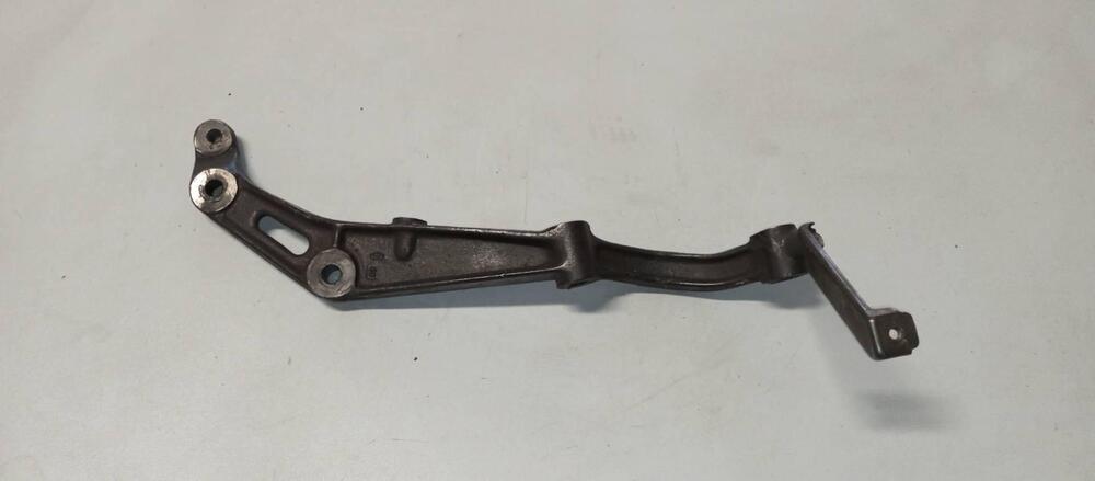 SUPPORTO MOTORE DX HONDA CX 500 TURBO (5)