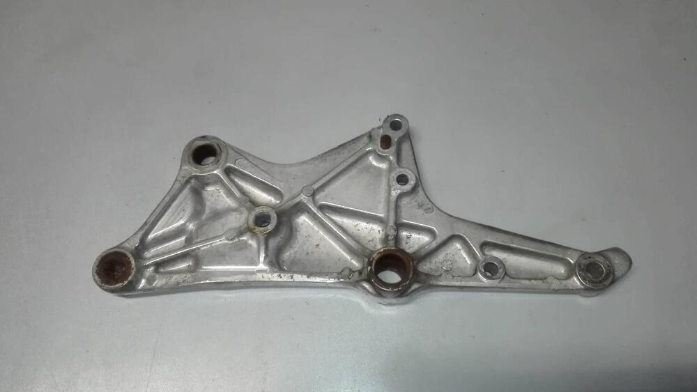 SUPPORTO PEDANA DESTRA HONDA CBX 1000 (6)