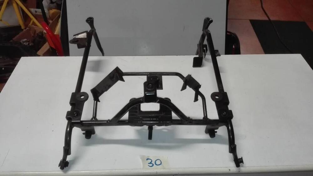 Telaietto ant. Suzuki Burgman 400 2004 (2)