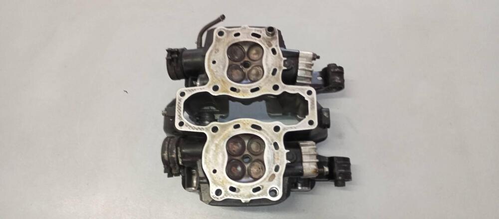 TESTA POSTERIORE HONDA VF750C RC07 (6)