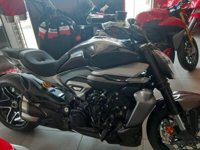 Ducati XDiavel V4 (2025) nuova