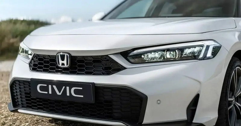 Nuova Honda Civic 2026: pi&ugrave; equipaggiata, pi&ugrave; aggressiva e pi&ugrave; efficiente 