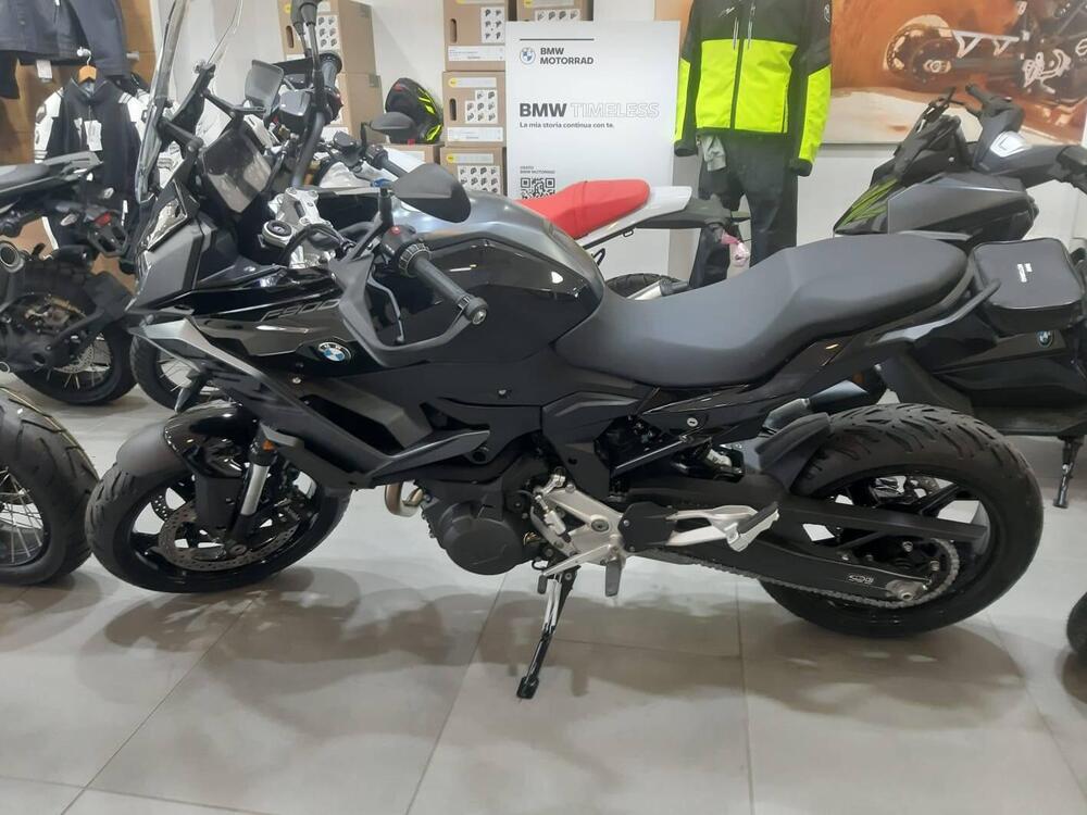 Bmw F 900 XR (2025) (2)