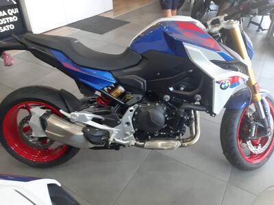 Bmw F 900 R (2025) nuova