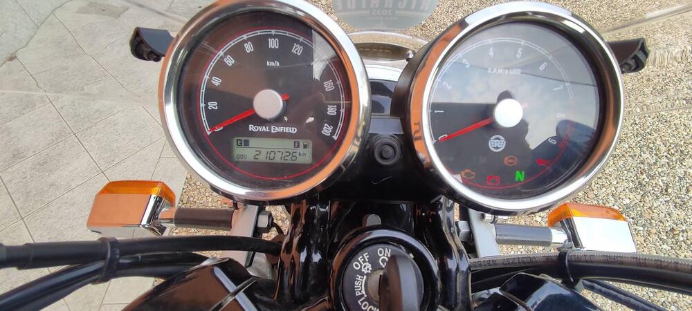 Royal Enfield Interceptor 650 (2021 - 26) (5)