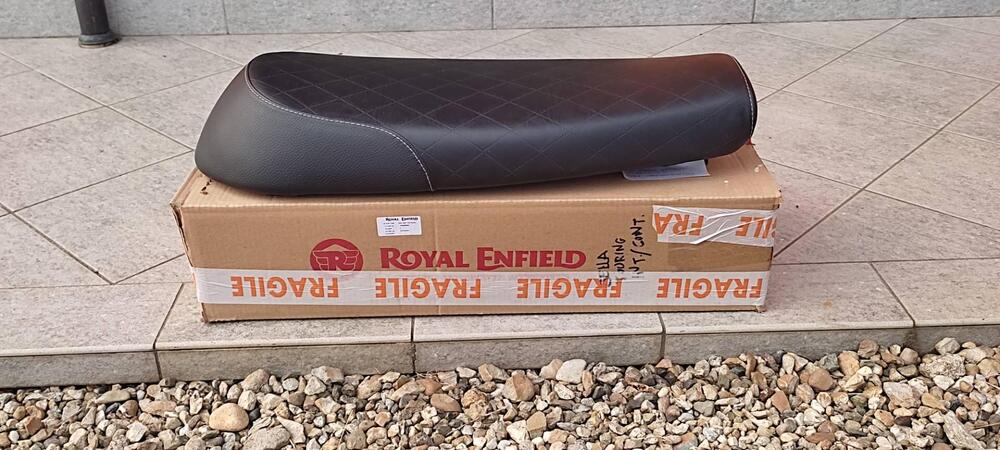 Royal Enfield Interceptor 650 (2021 - 26) (8)