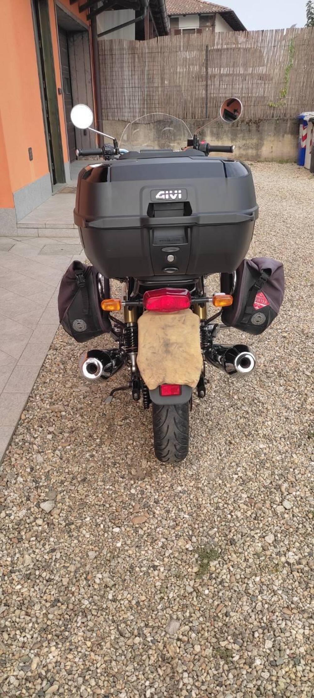 Royal Enfield Interceptor 650 (2021 - 26) (9)