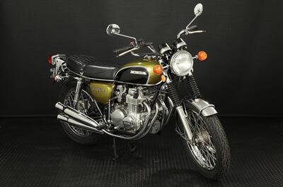 Billy Joel chiude tutto: in vendita la sua leggendaria collezione di moto [GALLERY]