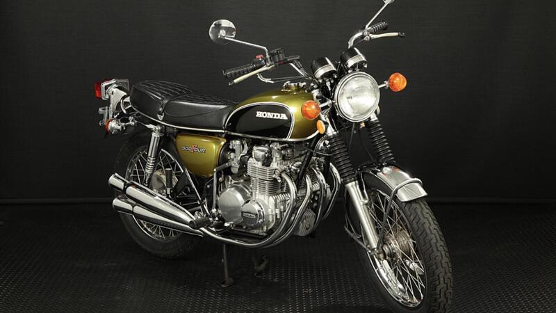 Billy Joel chiude tutto: in vendita la sua leggendaria collezione di moto [GALLERY]