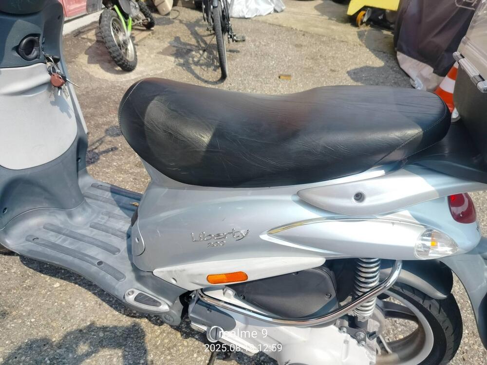 Piaggio Liberty 200 4T  (4)