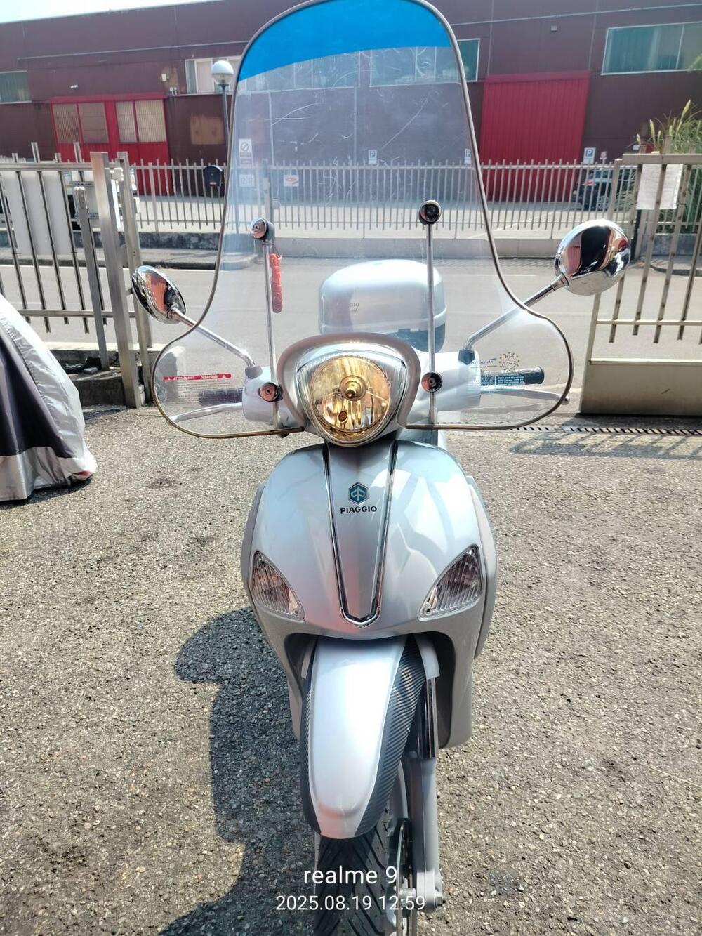 Piaggio Liberty 200 4T  (9)