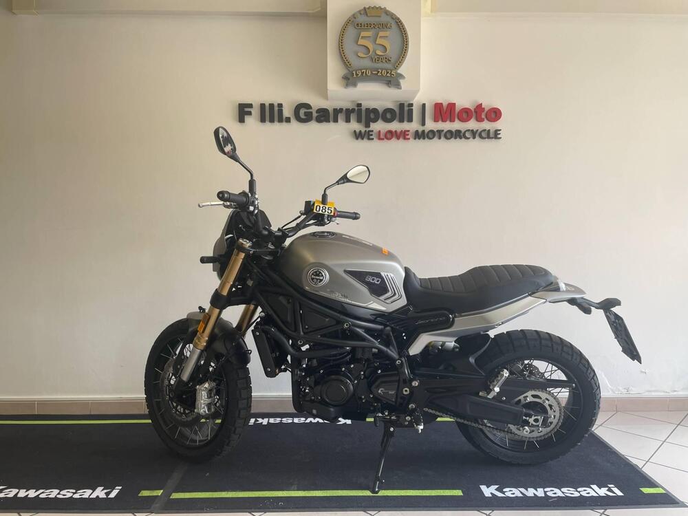 Benelli Leoncino 800 Trail (2022 - 26)