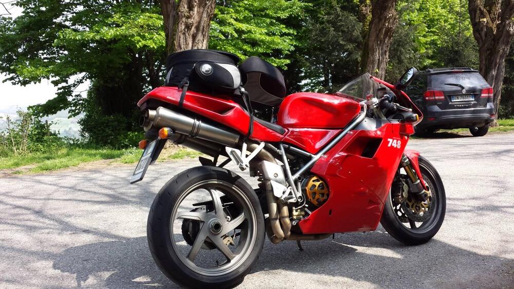 Ducati 748 S (1999 - 01) (2)