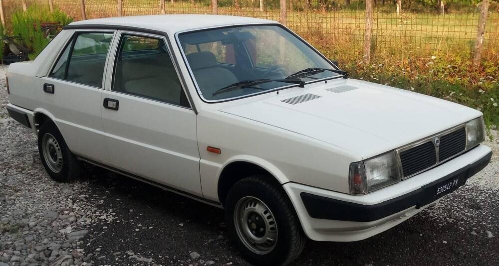 Lancia PRISMA d'epoca a Avellino