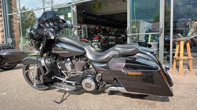 Harley-Davidson 114 Street Glide (2017) usata