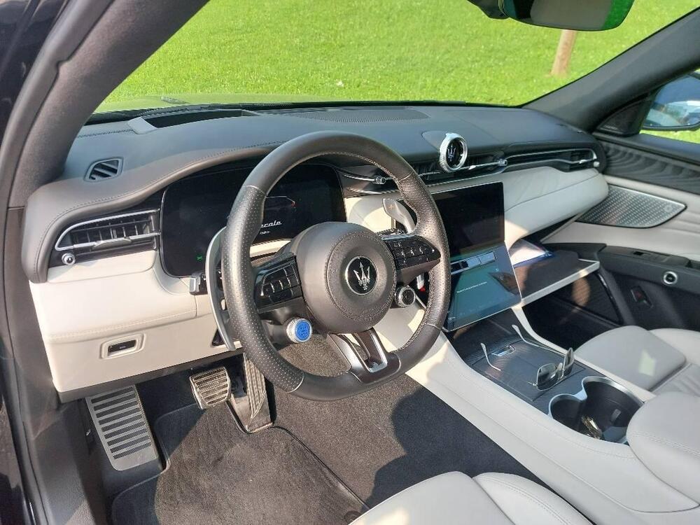 Maserati Grecale usata a Novara (7)