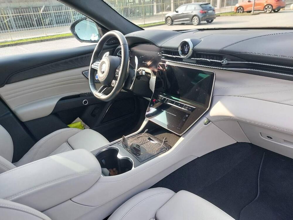 Maserati Grecale usata a Novara (17)