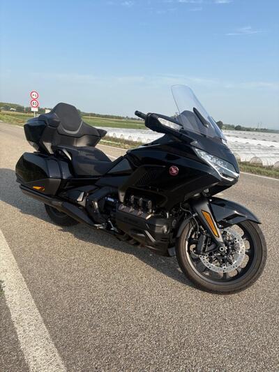 Honda GL 1800 Gold Wing Tour DCT &amp; Airbag (2022 - 24) usata