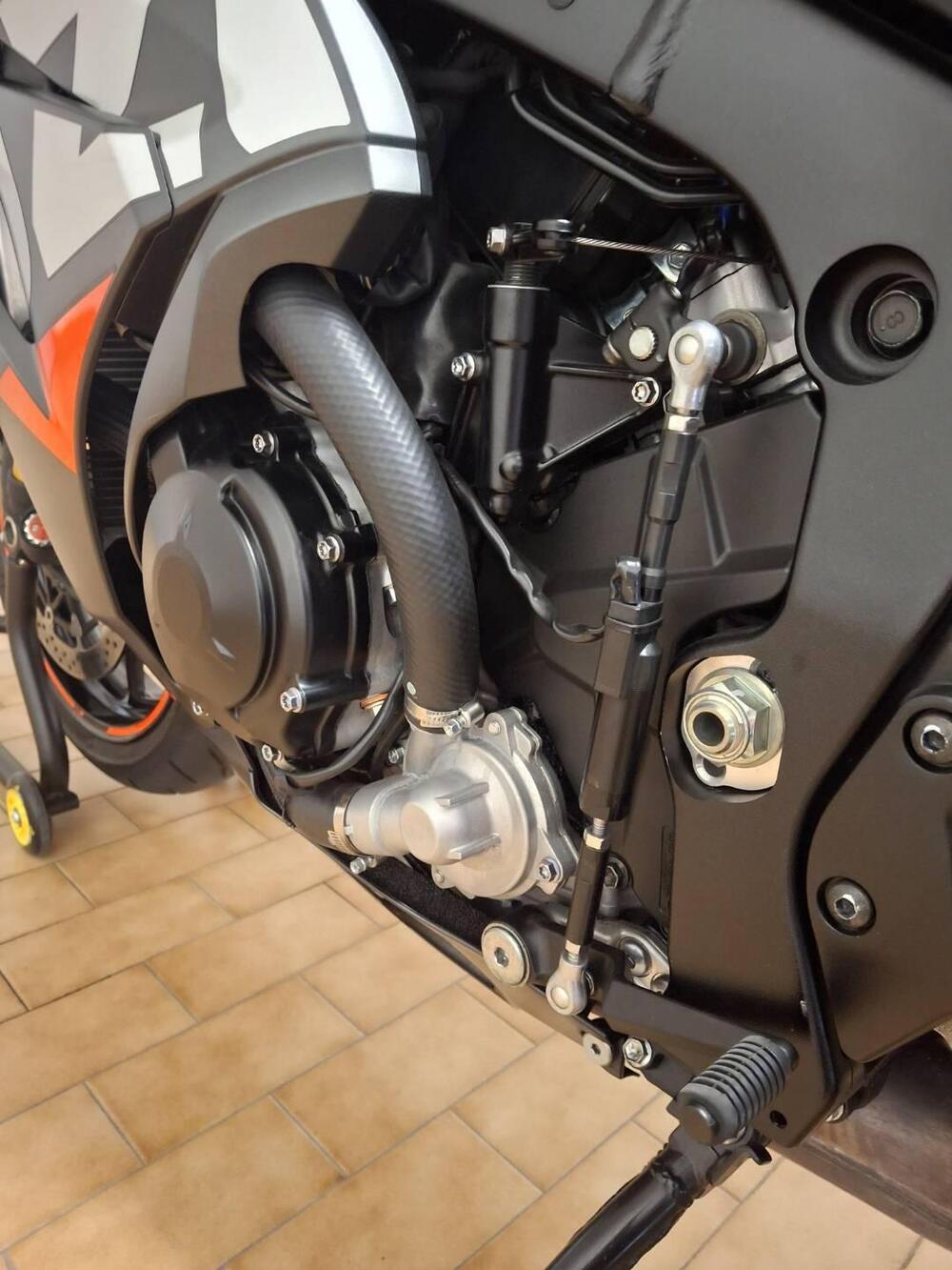 Suzuki GSX-R1000R (2019 - 20) (8)