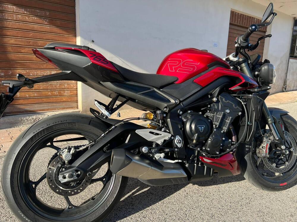 Triumph Street Triple 765 RS (2023 - 26) (2)