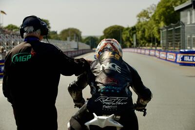 Manx GP e Classic TT al via: ci sono i nostri Bottalico, Rosati e Sallustro!