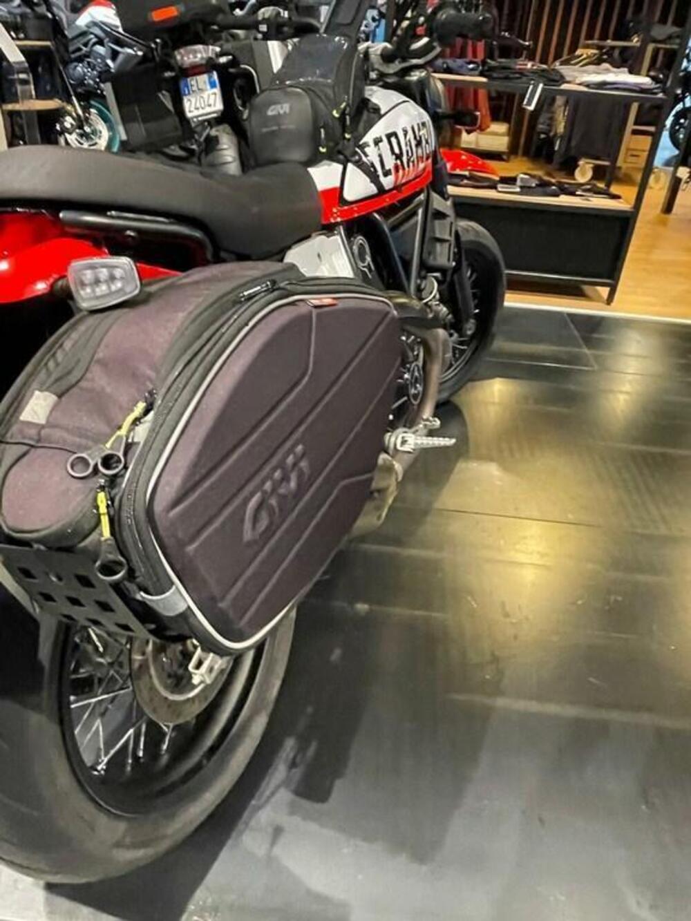 Ducati Scrambler 800 Icon (2021 - 22) (6)