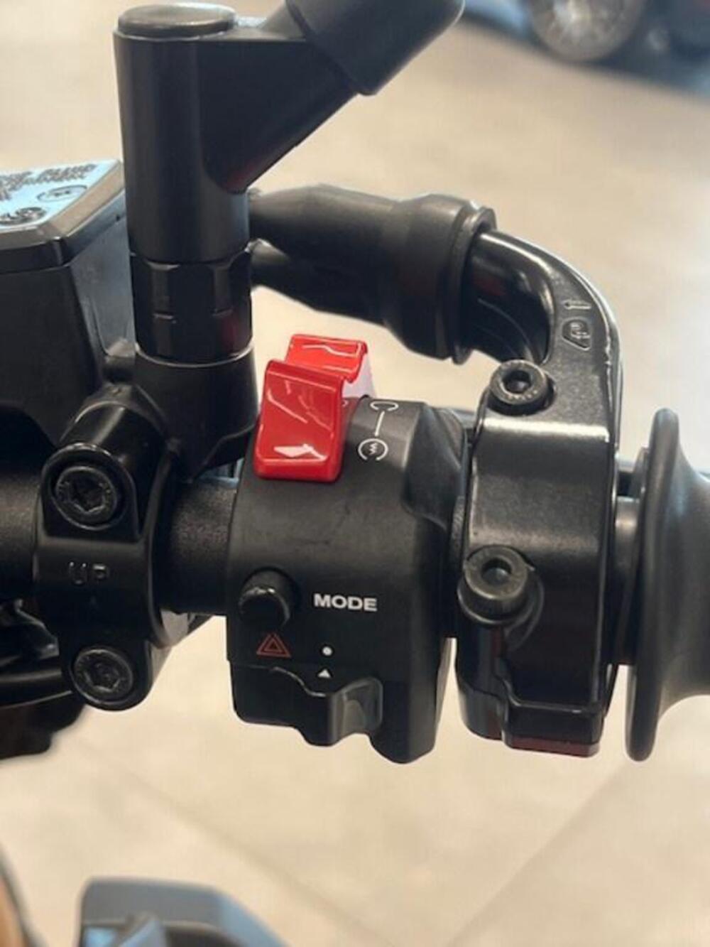 Yamaha MT-09 SP (2018 - 20) (14)