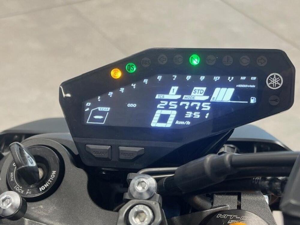 Yamaha MT-09 SP (2018 - 20) (15)