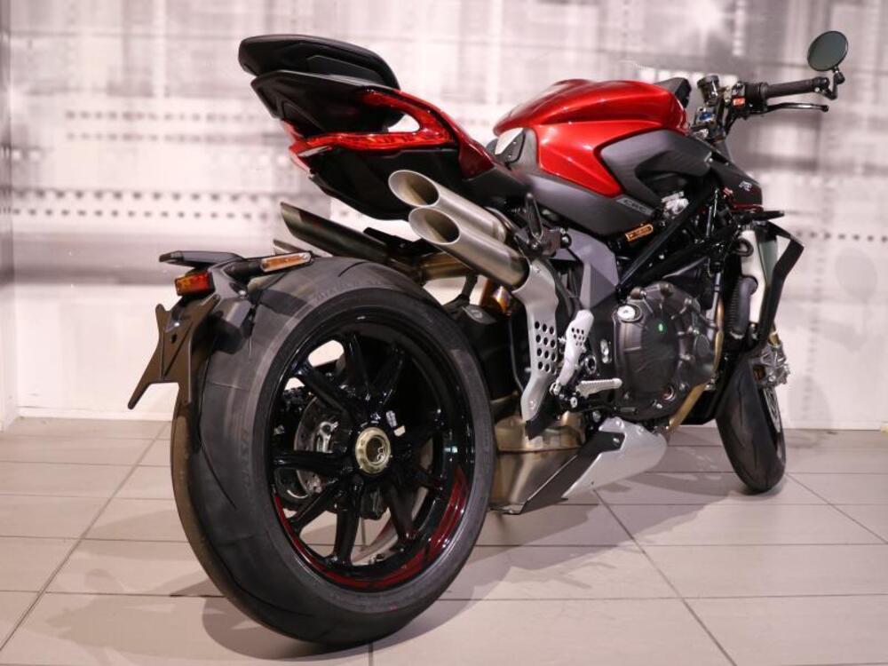 MV Agusta Brutale 1000 RR (2021 - 25) (9)