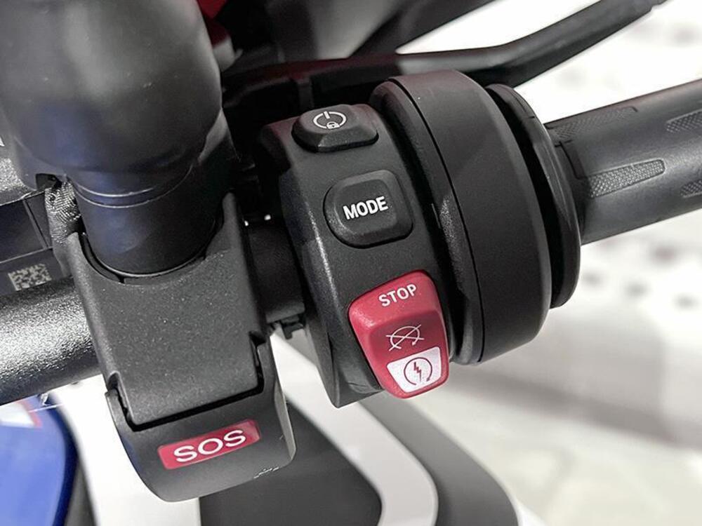 Bmw R 1300 GS Adventure (2025 - 26) (4)