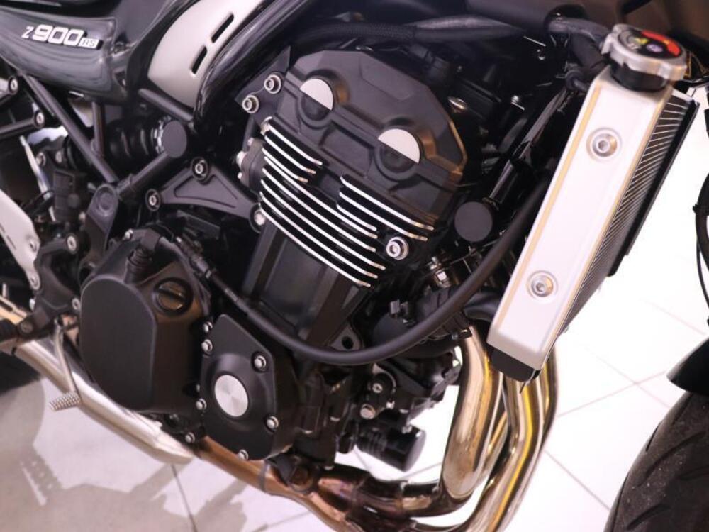 Kawasaki Z 900 RS (2022 - 25) (5)