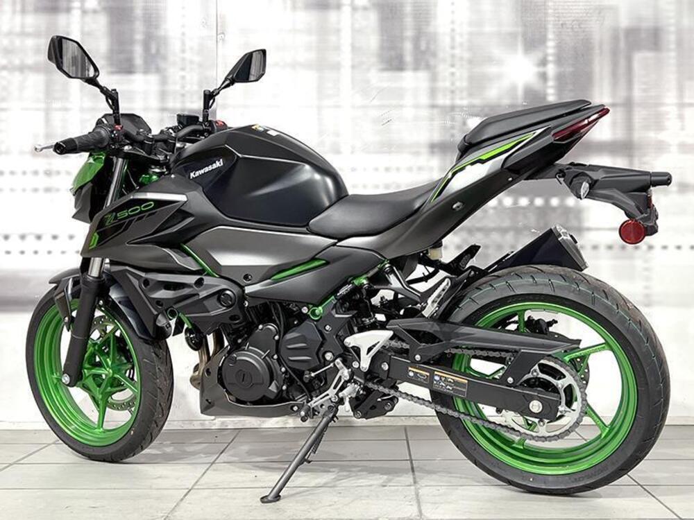 Kawasaki Z 500 SE (2024 - 26) (2)
