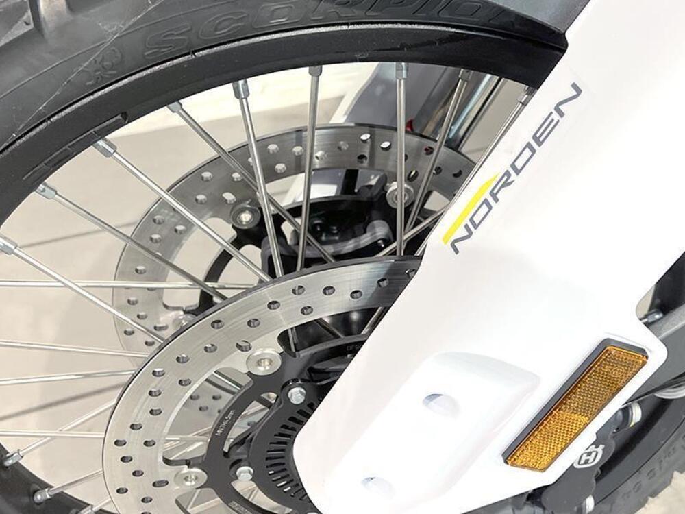 Husqvarna Norden 901 (2022 - 26) (4)