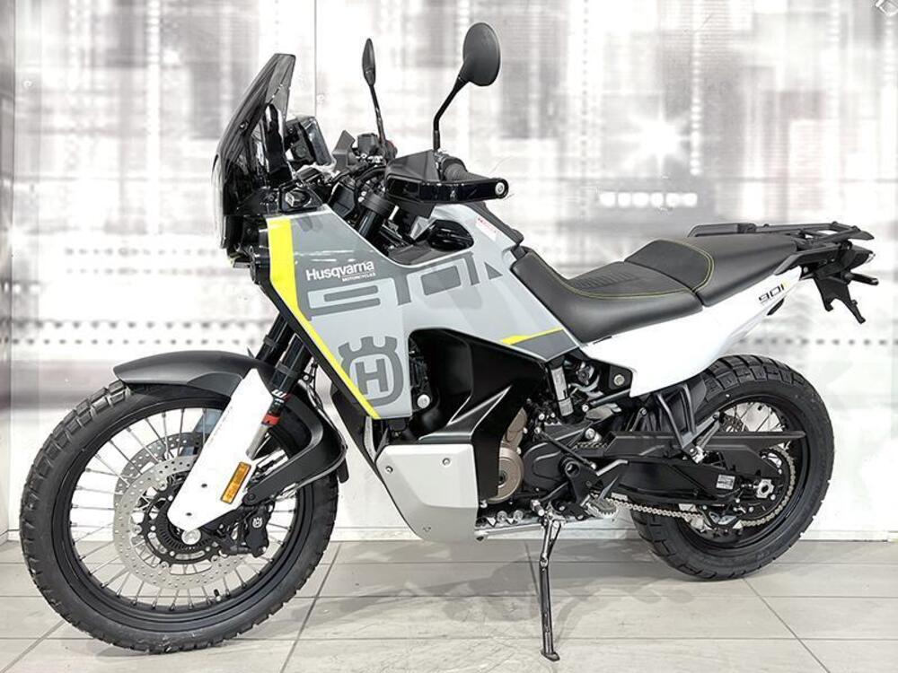 Husqvarna Norden 901 (2022 - 26) (7)