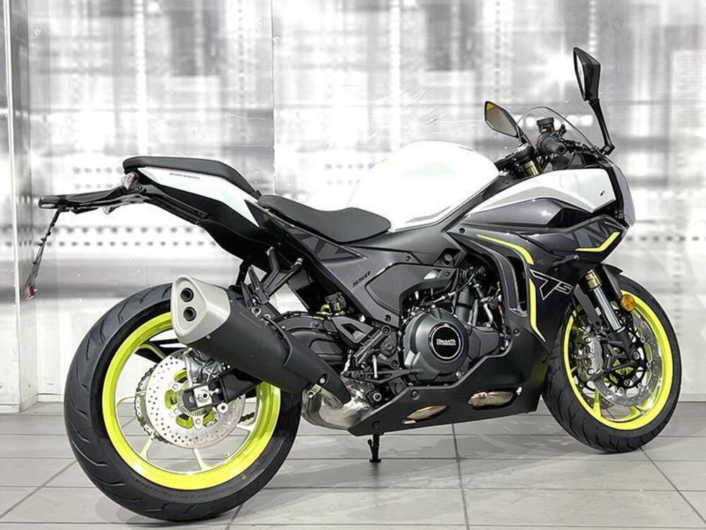 Benelli Tornado 550 (2025) (8)