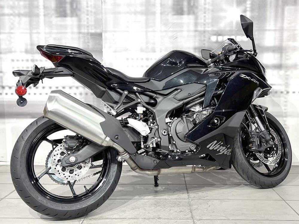 Kawasaki Ninja ZX-4R (2024 - 26) (8)