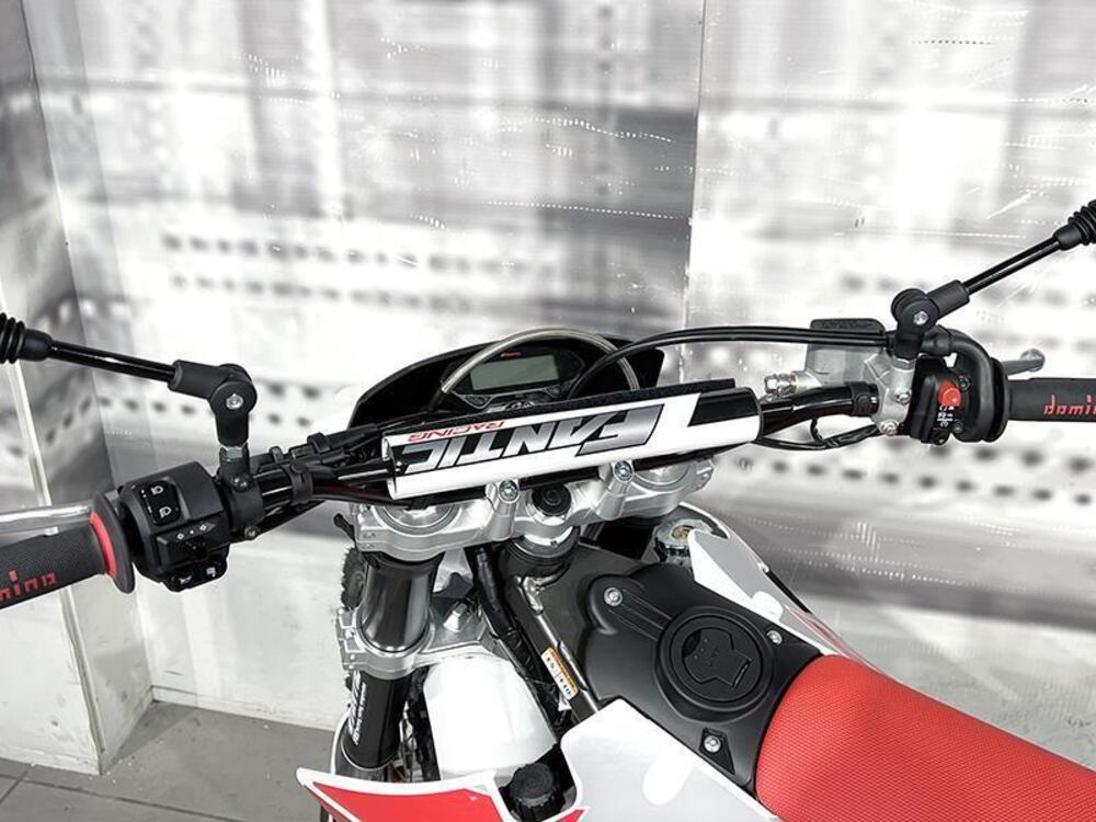 Fantic Motor XEF 125 Competition (2025 - 26) (6)