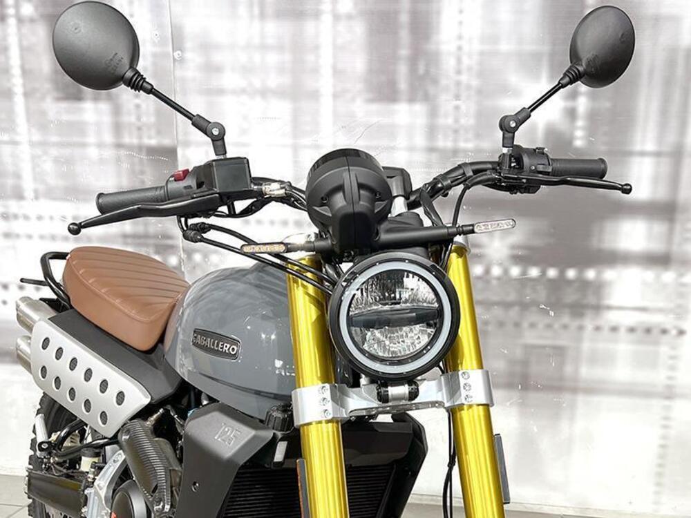 Fantic Motor Caballero 125 Deluxe (2025) (9)