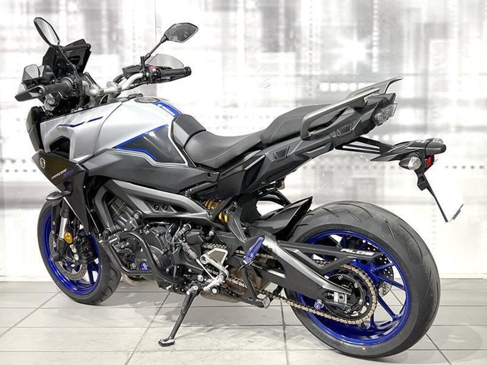 Yamaha MT-09 (2017 - 20) (2)